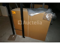 Houten rek met inhoud - afbeelding 3 van  5