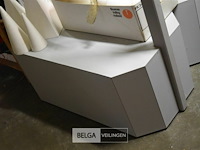 Houten rek op wielen - afbeelding 2 van  3