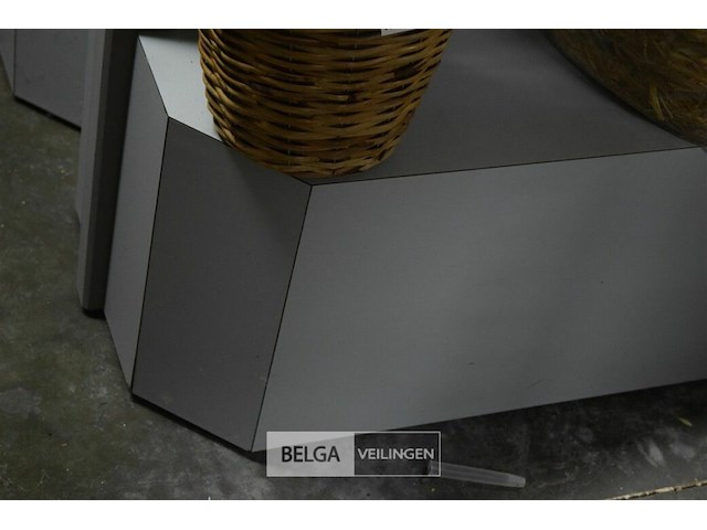 Houten rek op wielen - afbeelding 4 van  4