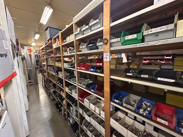 Houten rek - afbeelding 1 van  6