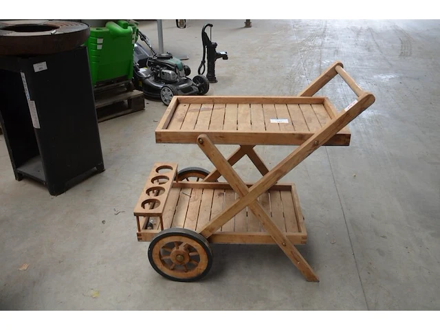 Houten rolserveerwagentje bois le duc - afbeelding 1 van  7