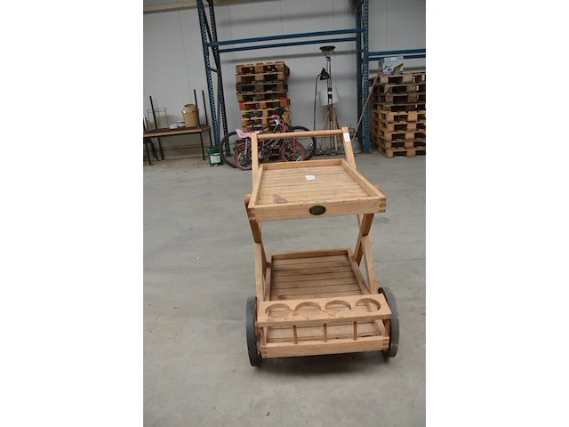 Houten rolserveerwagentje bois le duc - afbeelding 3 van  7