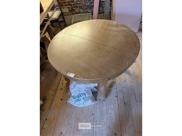 Houten ronde uitschuifbare tafel ø115 x h115 cm - afbeelding 1 van  3