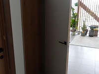 Houten schilder deur showroom model - afbeelding 2 van  2