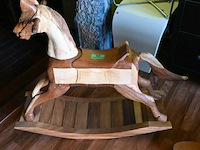 Houten schommelpaard - afbeelding 1 van  2