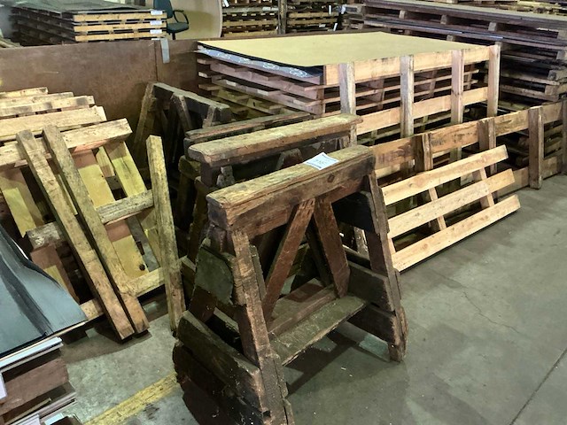 Houten schragen (4x) - afbeelding 1 van  3