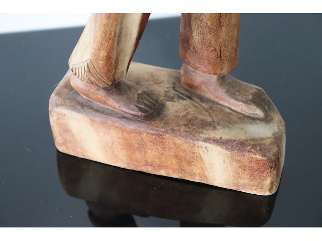 Houten sculptuur figuur - afbeelding 7 van  7