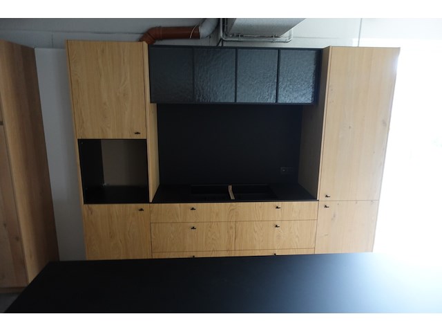 Houten showroom keuken - afbeelding 5 van  10