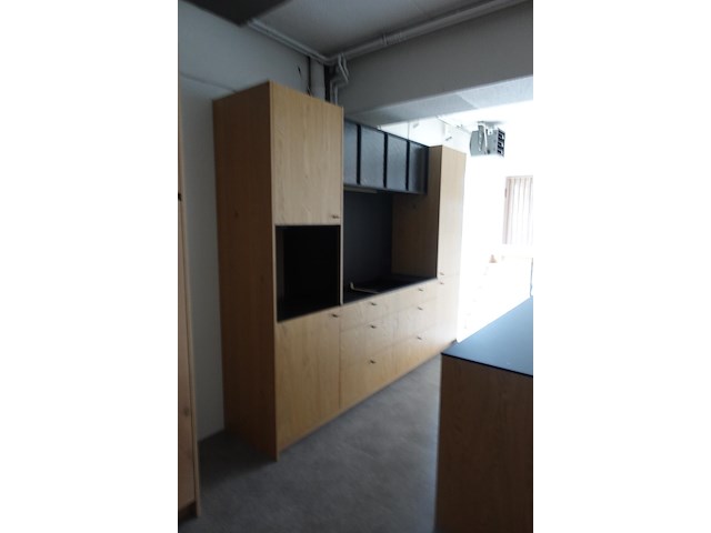 Houten showroom keuken - afbeelding 6 van  10