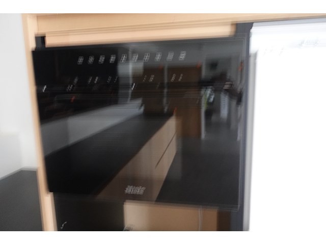 Houten showroom keuken - afbeelding 6 van  9