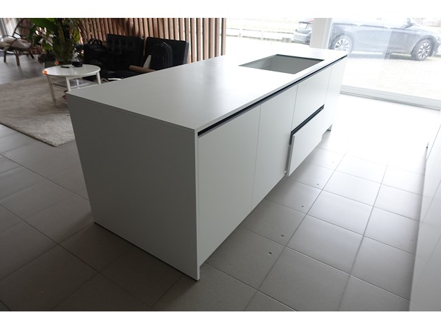 Houten showroom keuken - afbeelding 4 van  7