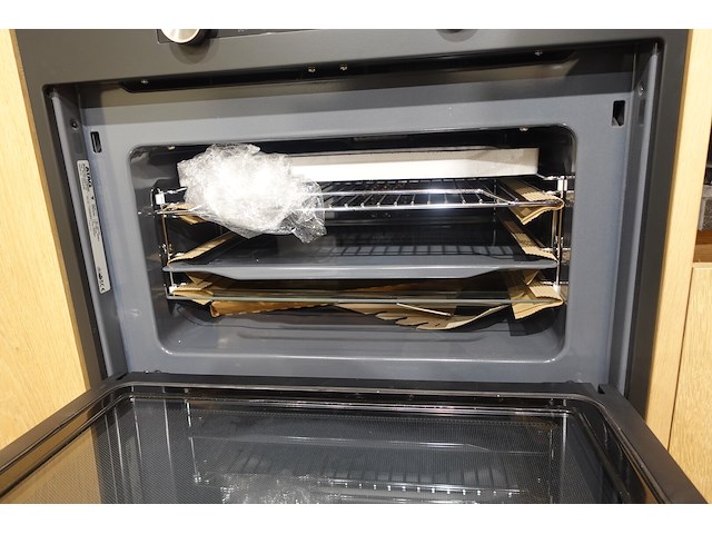 Houten showroom keuken - afbeelding 2 van  20