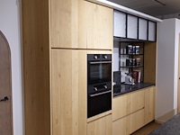 Houten showroom keuken - afbeelding 12 van  20
