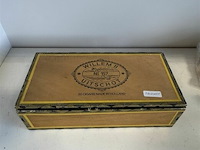 Houten sigarendoosje - afbeelding 1 van  2