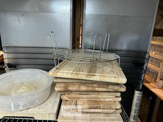 Houten snijplanken ±14 st - afbeelding 4 van  4