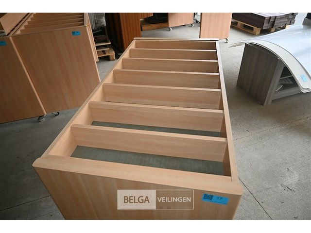 Houten sorteerkast op wielen - afbeelding 3 van  4