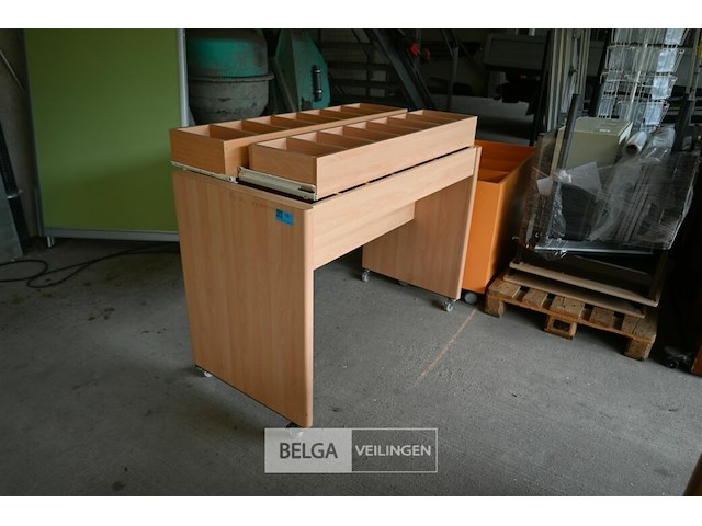 Houten sorteerkast op wielen - afbeelding 1 van  5