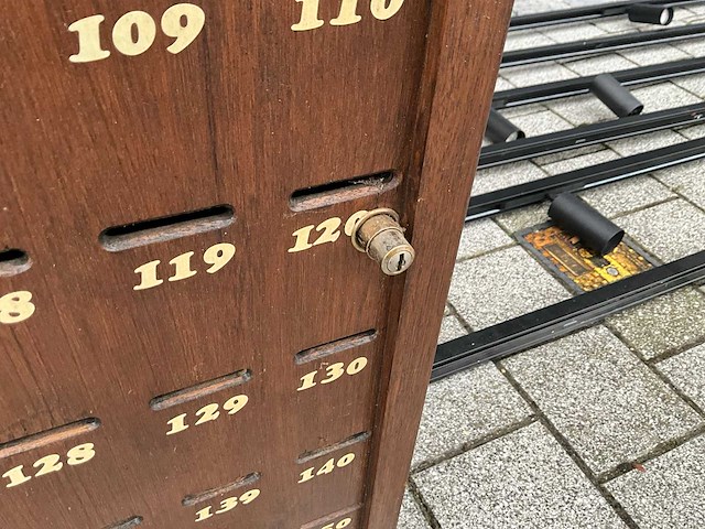 Houten spaarkast - afbeelding 3 van  3