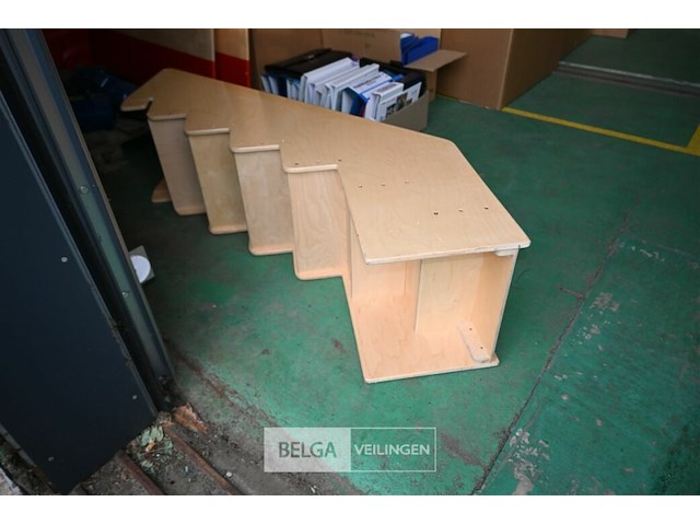 Houten speelhuisje met verdiep en trap - afbeelding 4 van  5