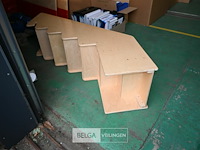 Houten speelhuisje met verdiep en trap - afbeelding 4 van  5