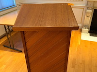 Houten spreekgestoelte