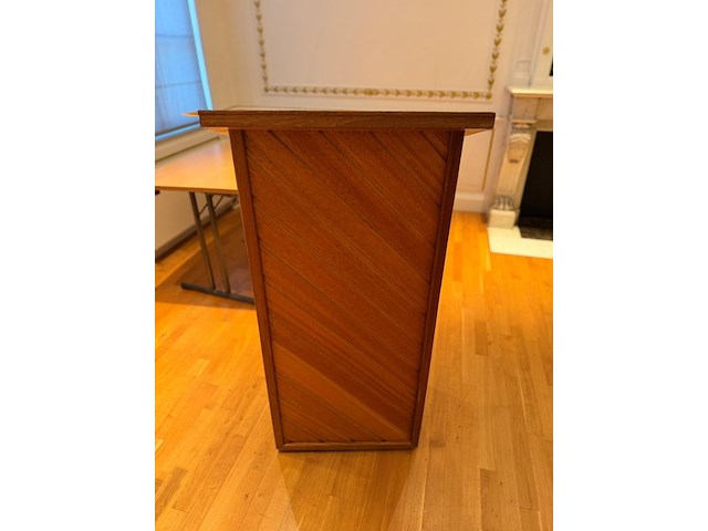 Houten spreekgestoelte - afbeelding 2 van  3