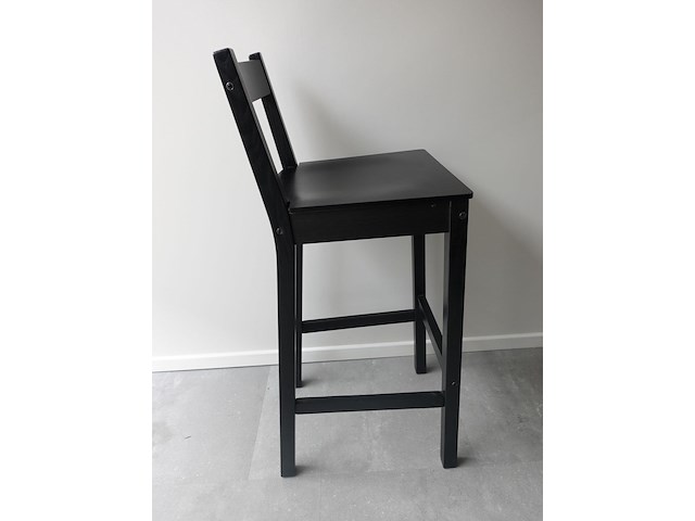 Houten staantafel + 2x houten barstoel - afbeelding 5 van  5