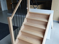 Houten steektrap showroom model