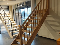 Houten steektrap showroom model - afbeelding 3 van  3