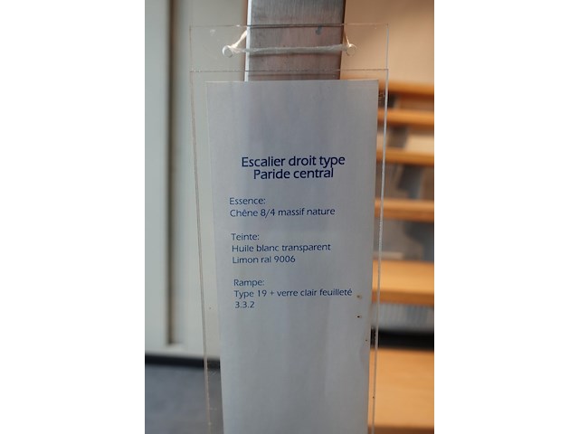 Houten steektrap showroom model - afbeelding 4 van  6