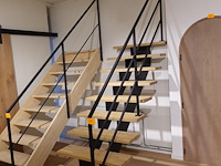 Houten steektrap showroom model - afbeelding 3 van  3