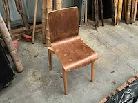 Houten stoel (22x) - afbeelding 1 van  4