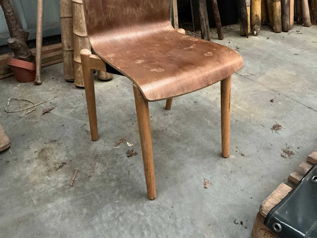 Houten stoel (22x) - afbeelding 3 van  4