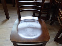 Houten stoelen - afbeelding 2 van  2