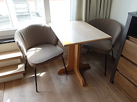 Houten tafel + 2 stoelen - afbeelding 1 van  1