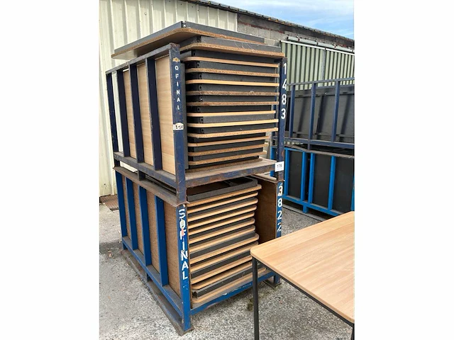 Houten tafel (26x) - afbeelding 8 van  11