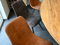 Houten tafel met 6 stoelen - afbeelding 2 van  6