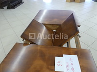 Houten tafel met geïntegreerde verlenging - afbeelding 2 van  4