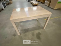 Houten tafel met hout onderstel wit - afbeelding 1 van  2