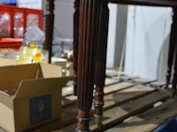 Houten tafel met wielen - afbeelding 2 van  3