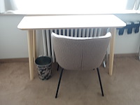 Houten tafel + stoel