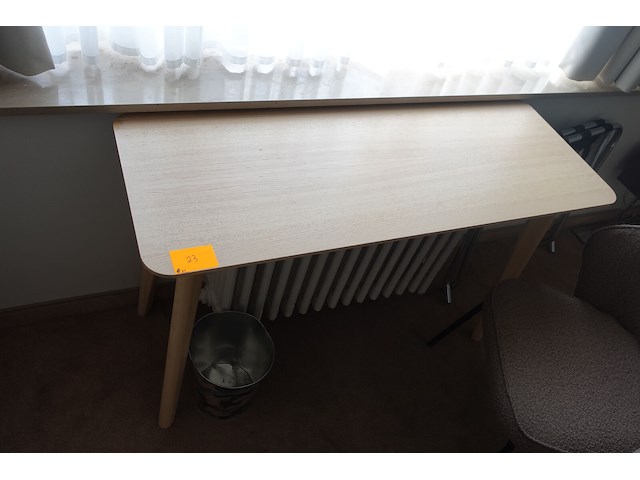 Houten tafel + stoel - afbeelding 4 van  4