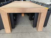 Houten tafel + verrijdbare stoelen - afbeelding 4 van  6