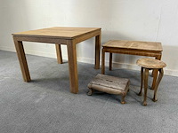 Houten tafel + zitkruk - furniture set (4x) - afbeelding 3 van  9