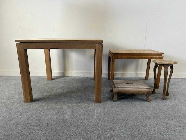 Houten tafel + zitkruk - furniture set (4x) - afbeelding 9 van  9