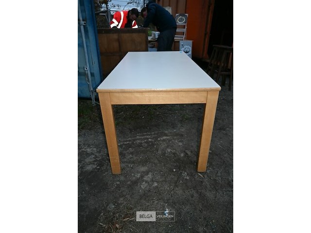 Houten tafel - afbeelding 2 van  4