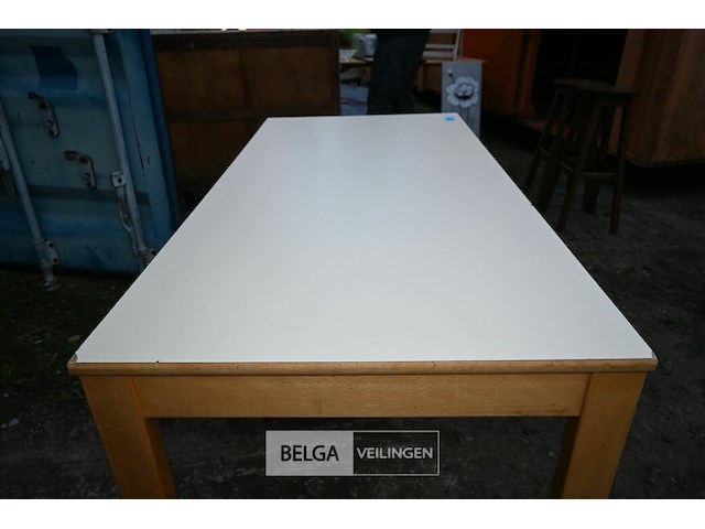 Houten tafel - afbeelding 3 van  4