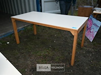 Houten tafel