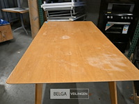 Houten tafel - afbeelding 4 van  4