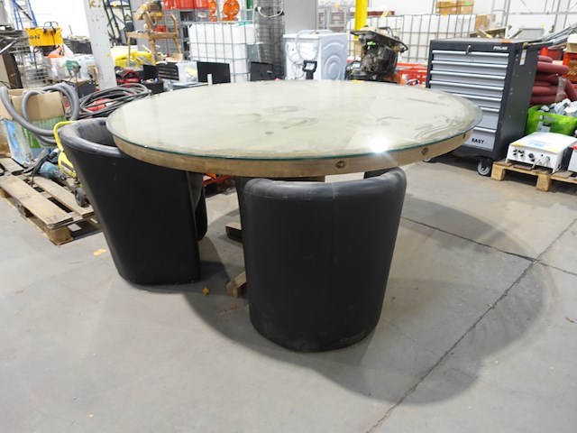 Houten tafel - afbeelding 3 van  3